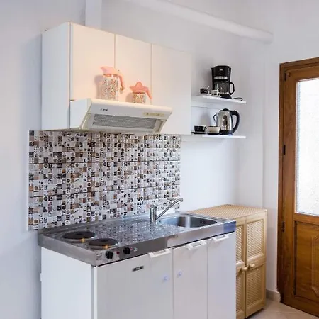 Litsa Apartman Pefkári
